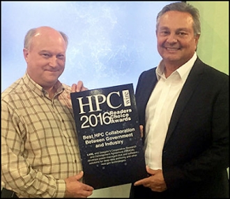 Gary Grider (Division Leader for High Performance Computing) accepts the HPCwire Readers’ Choice award from Tom Tabor